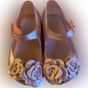 Mini Melissa Pink Toddler Shoe with Flowers NWOB